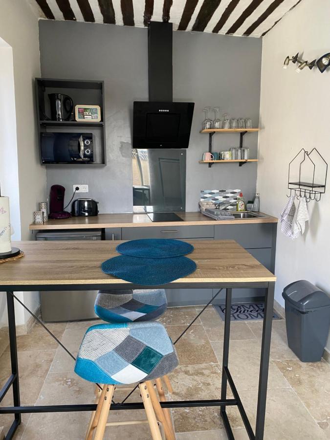 Studio De Charme Le Clos De L'Etang + Place De Parking LʼIsle-sur-la-Sorgue Eksteriør bilde